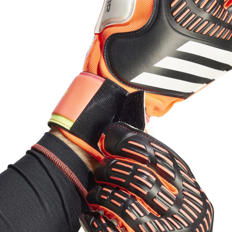 Rękawice bramkarskie Adidas Predator GL MTC IN1599