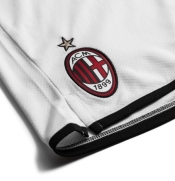Spodenki piłkarskie Puma AC Milan Replica Shorts 755889-02