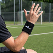 Frotka opaska na nadgarstek Penalty - czarna 660007.9000