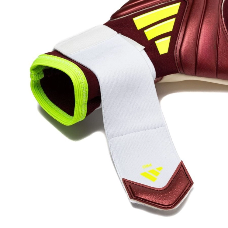 Rękawice bramkarskie Adidas Copa Pro IQ4014